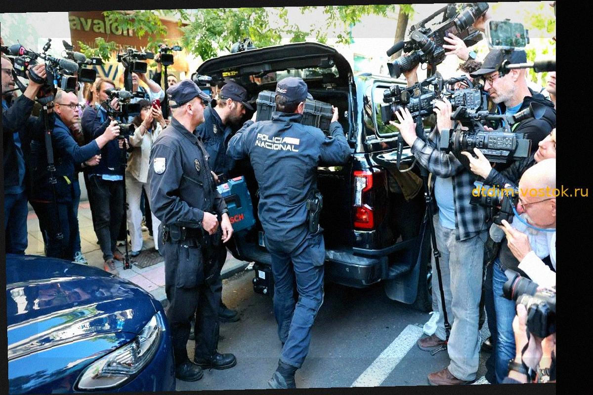 Судья снял гриф секретности с дела после обыска в кабинете Сапатеро