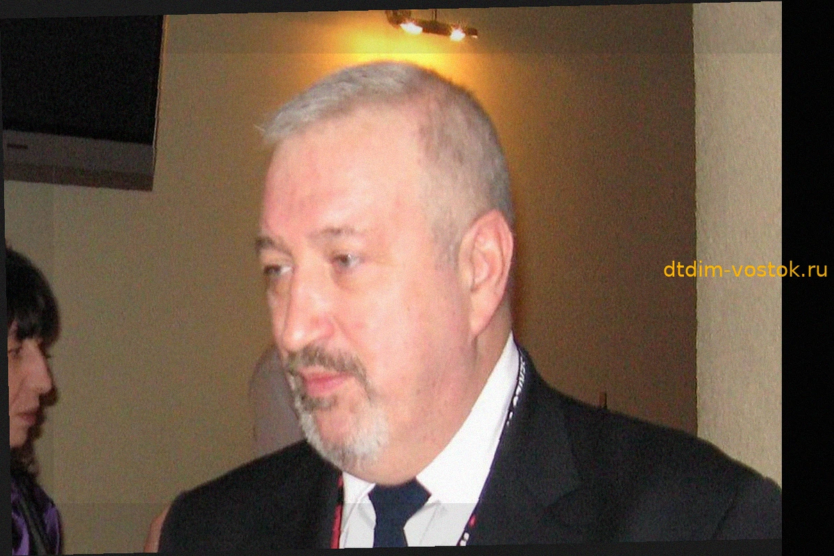 Ушел из жизни Владимир Синицын: легендарный «голос снукера» в России скончался в 74 года