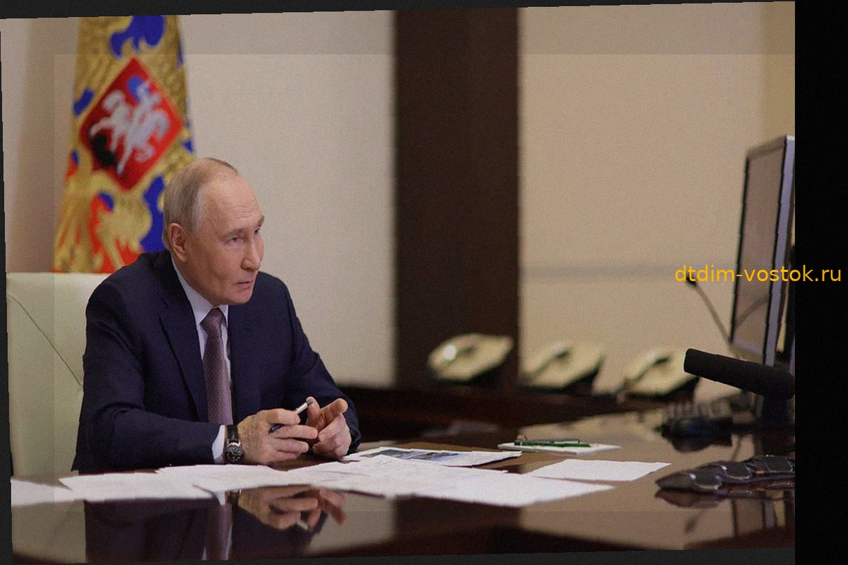 Речь Владимира Путина на Параде Победы: Западная Реакция и Опасения